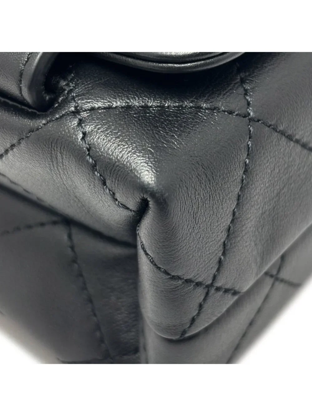 Chanel Shoulder Bag Quilted Logo Chain Black Gold Lambskin